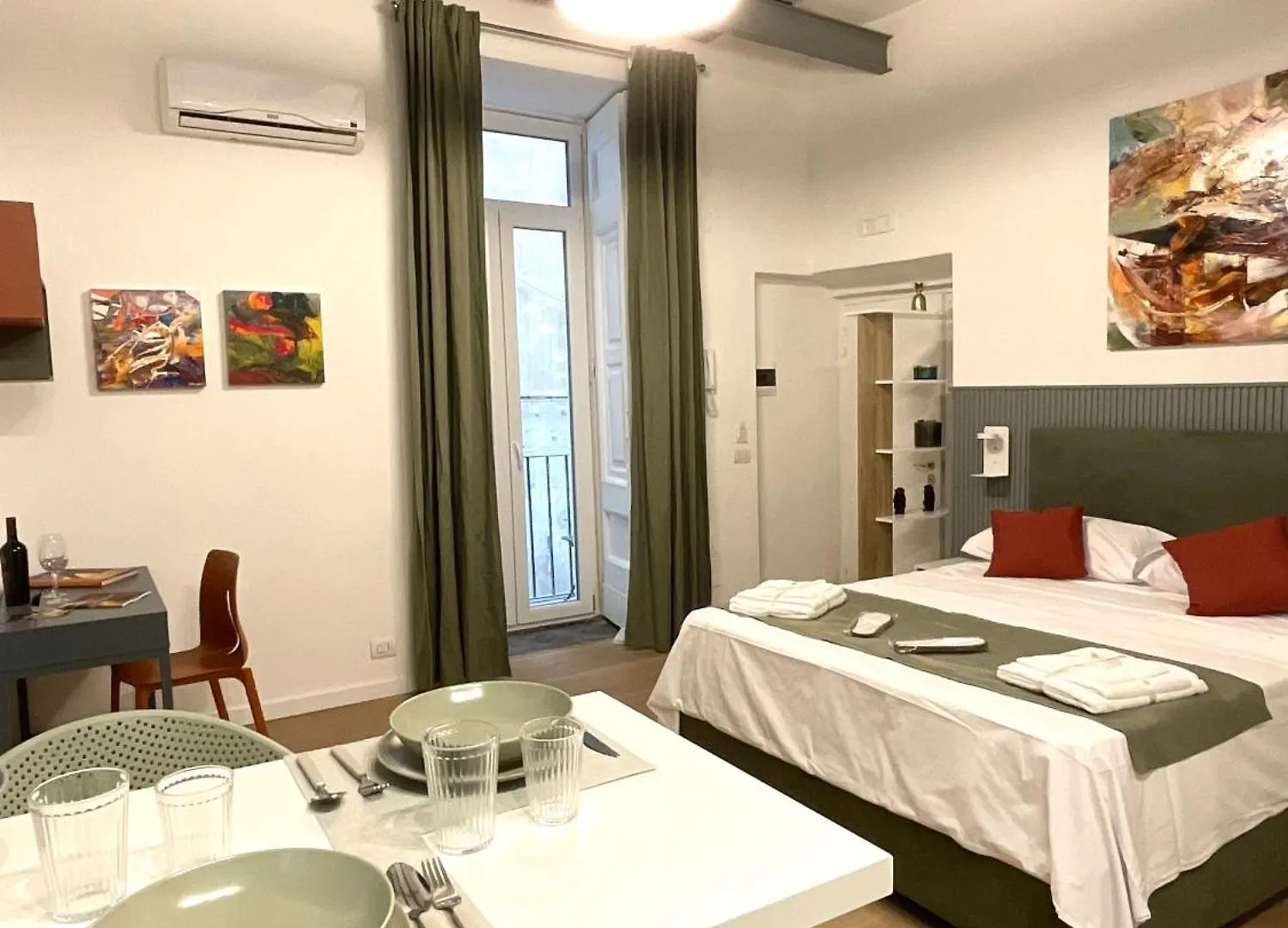 Teo A Toledo Apartment Naples Italy