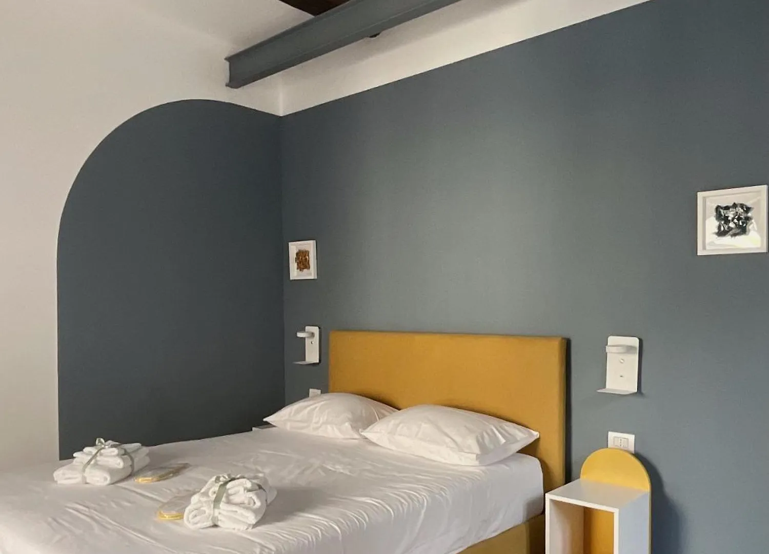 Teo A Toledo Apartment Naples Italy